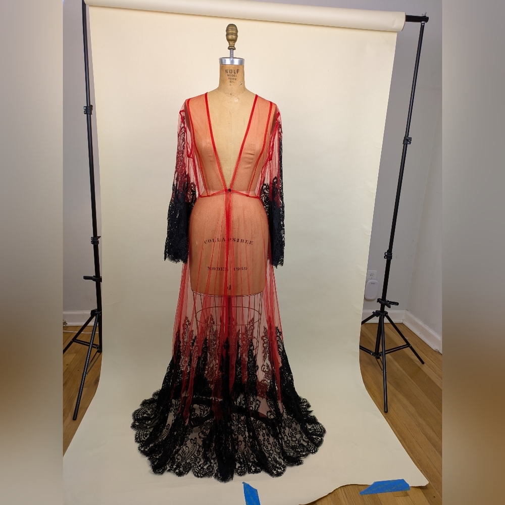 Rosamosario Red and Black Silk And Lace Long Robe